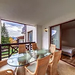 Apartment Secret 533 At Oak *