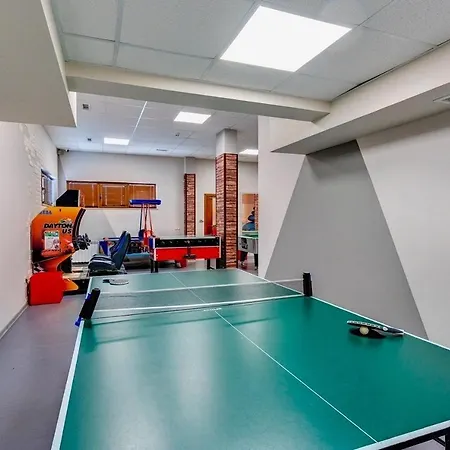 Apartment Secret 533 At Oak Smolyan